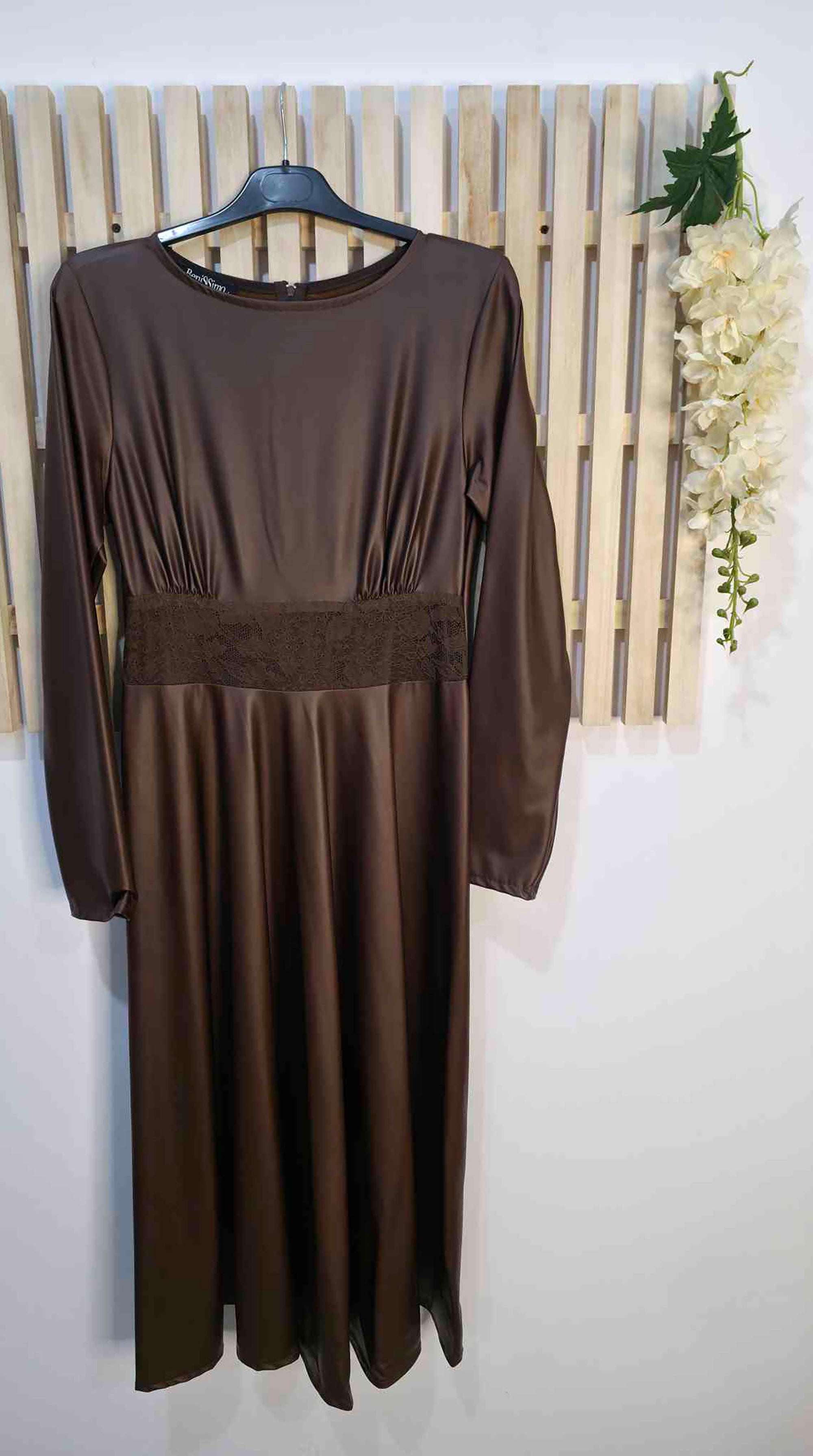 ΦΟΡΕΜΑ ΔΕΡΜΑΤΙΝΗΣ