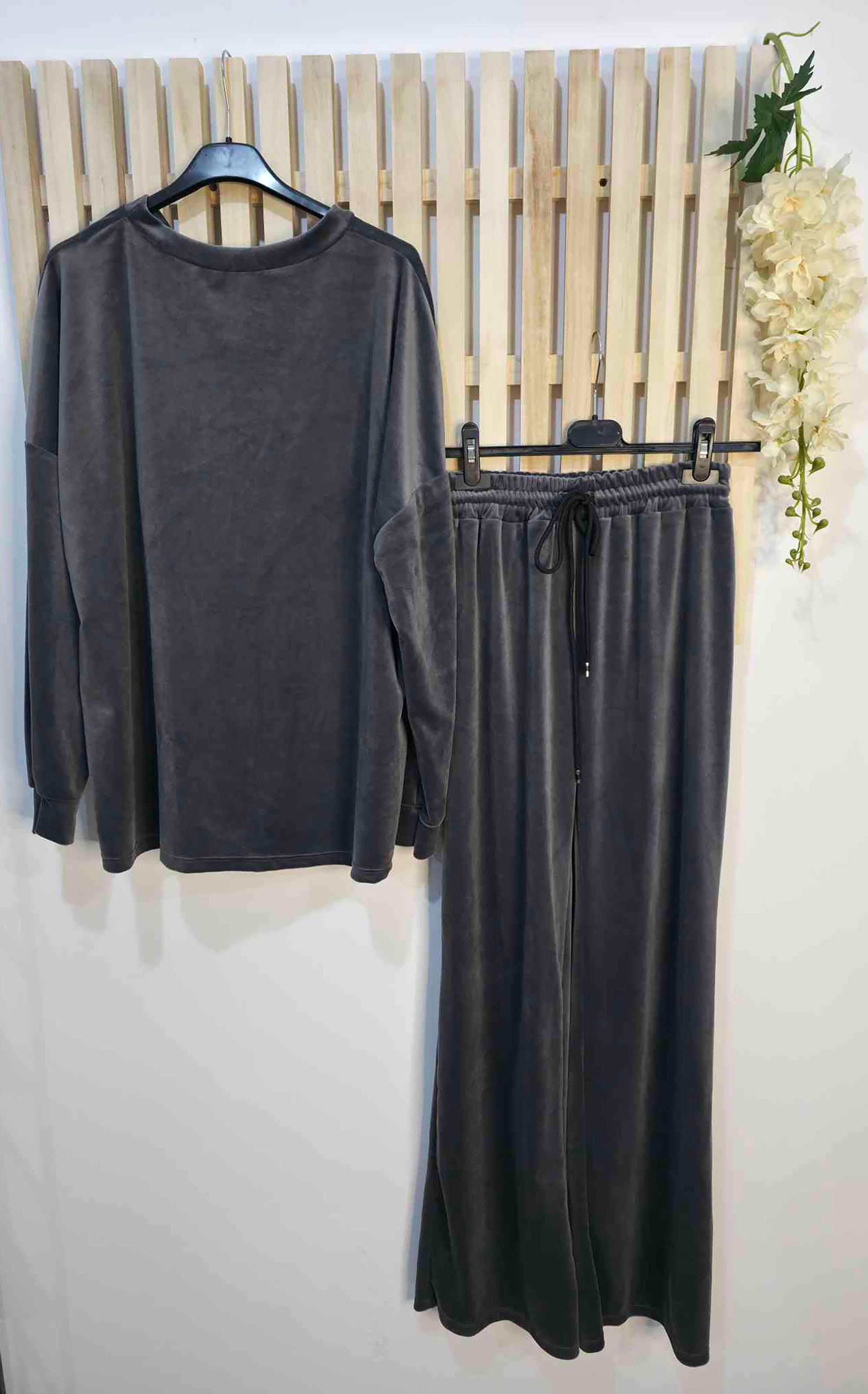 ΦΟΡΜΑ ΒΕΛΟΥΤΕ