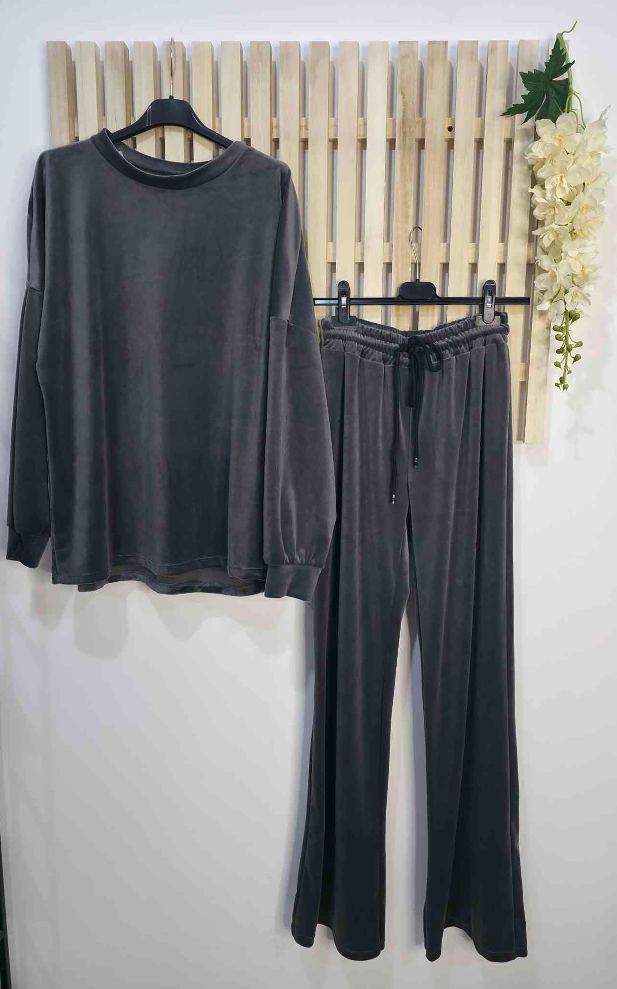 ΦΟΡΜΑ ΒΕΛΟΥΤΕ